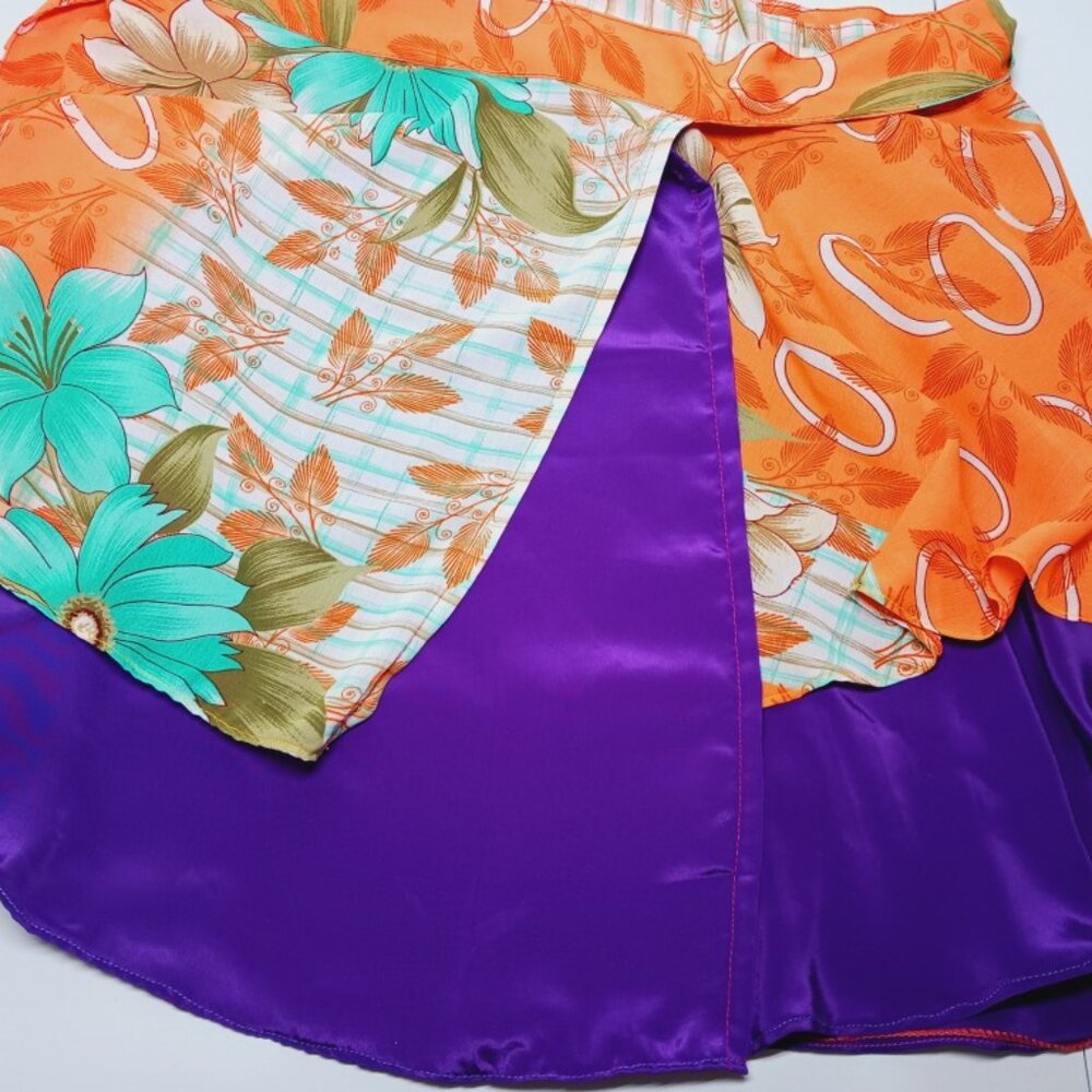 Recycled Sari (silk, silk combination) Wrap short Skirt - Picture 8 of 9